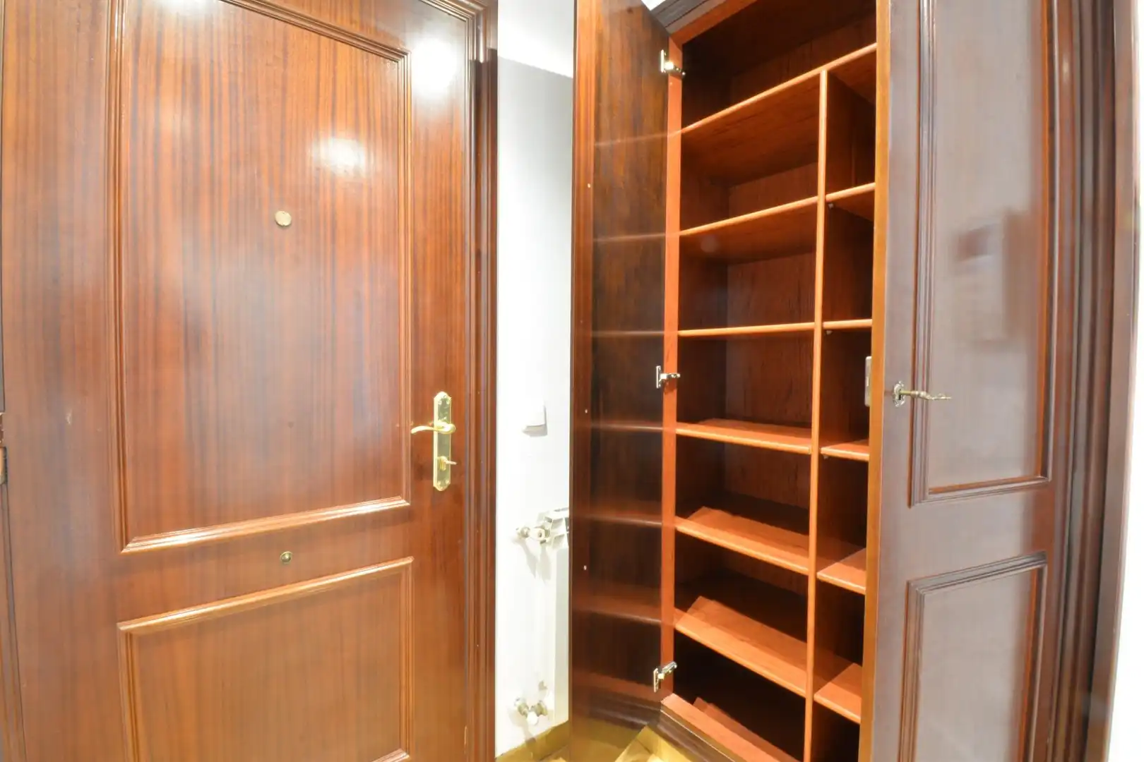 Piso en venta en Oviedo  con Calefacción y Trastero