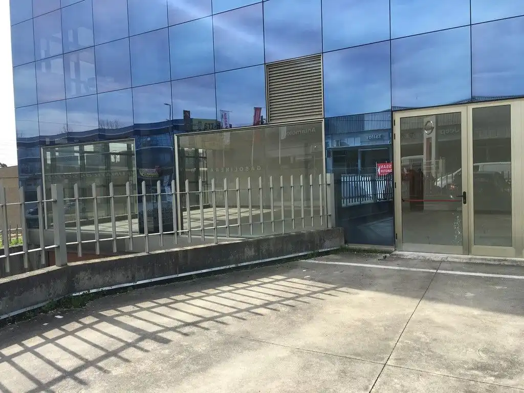 Ufficio in affitto a A Gándara