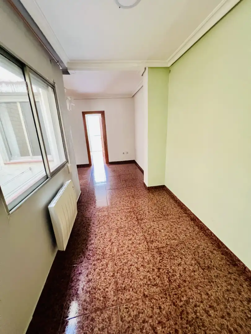Flat for sale in Zaragoza  with Heating, Oven and Washing machine