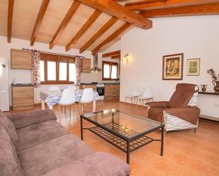 Living room of Flat to rent in Artà  with Air Conditioner and Swimming Pool