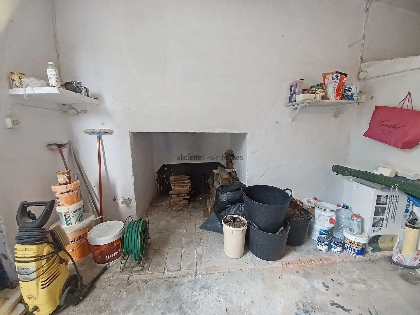 Finca rústica en venda en Yecla