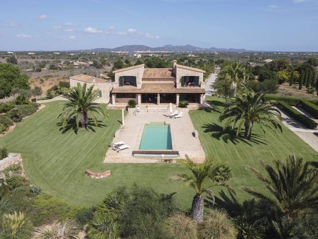 Finca rústica en Venta en Es Llombards