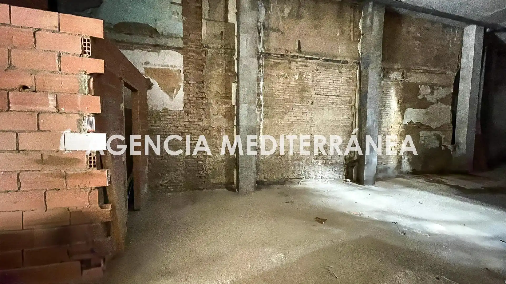 Local en venta en Quart de Poblet