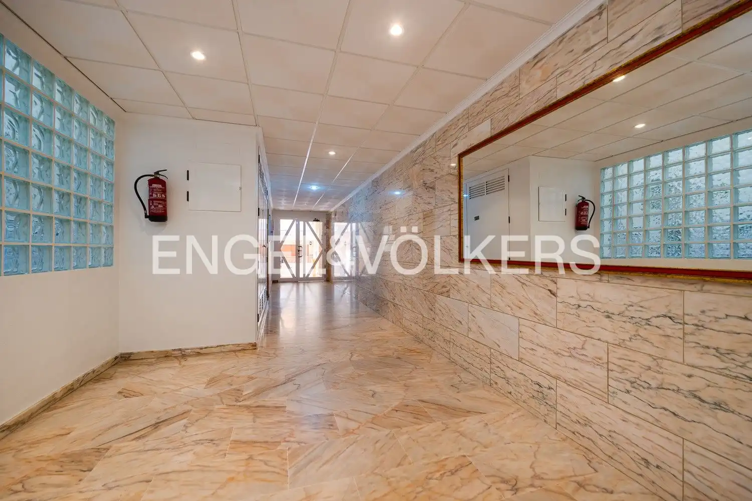 Attic for sale in Guardamar del Segura  with Air Conditioner, Heating and Terrace