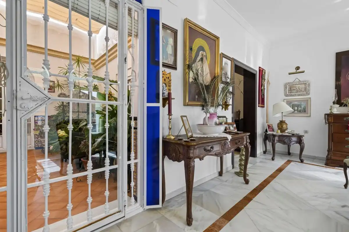 Maisonette zum Verkauf in Bollullos de la Mitación mit Heizung, Privatgarten und Abstellraum