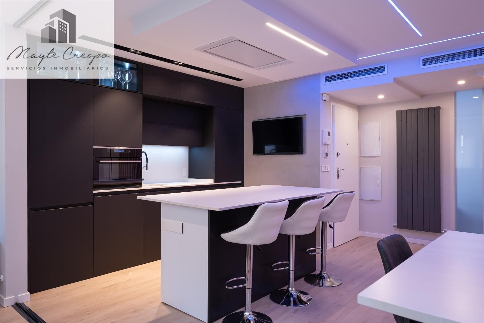 Kitchen of Flat to rent in  Granada Capital  with Air Conditioner and Heating