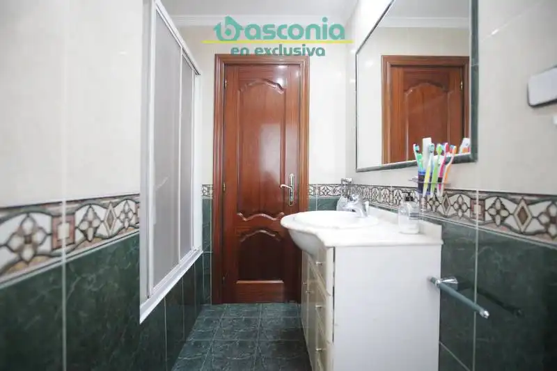 Piso con terraza en venta en Kalero - Basozelai, imagen 25
