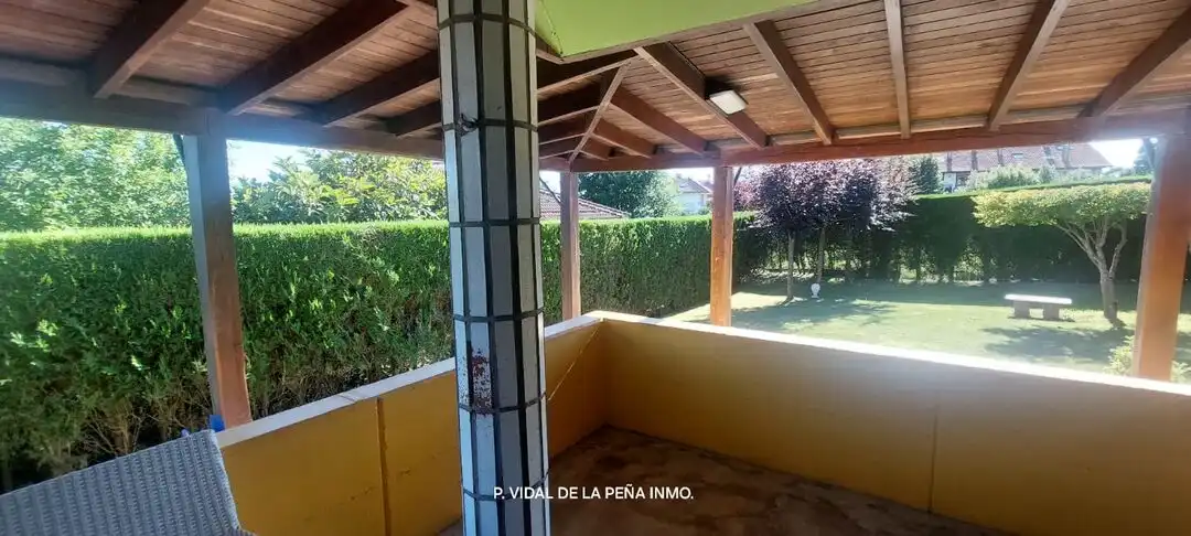 Terrasse von Haus oder Chalet zum Verkauf in Ribamontán al Mar mit Heizung