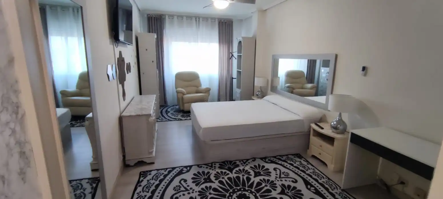 Habitación de Piso en venta en  Logroño con Calefacción