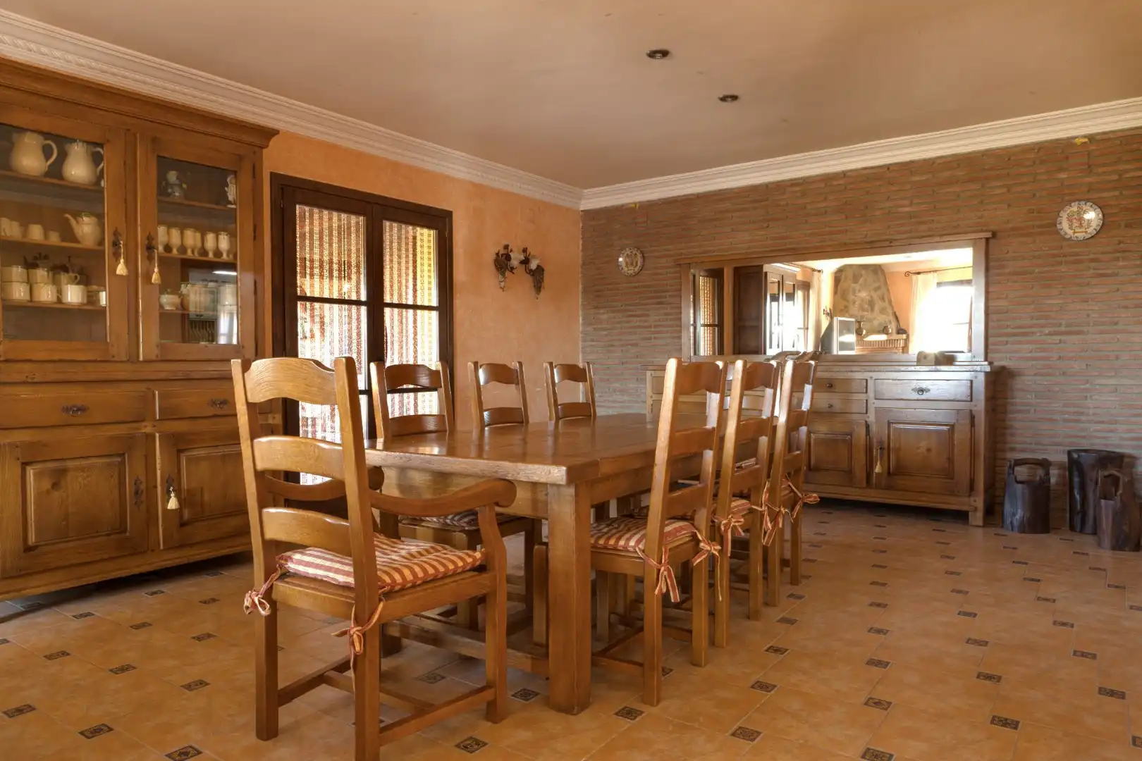 Comedor de Finca rústica en venta en La Selva del Camp con Aire acondicionado, Jardín privado y Trastero