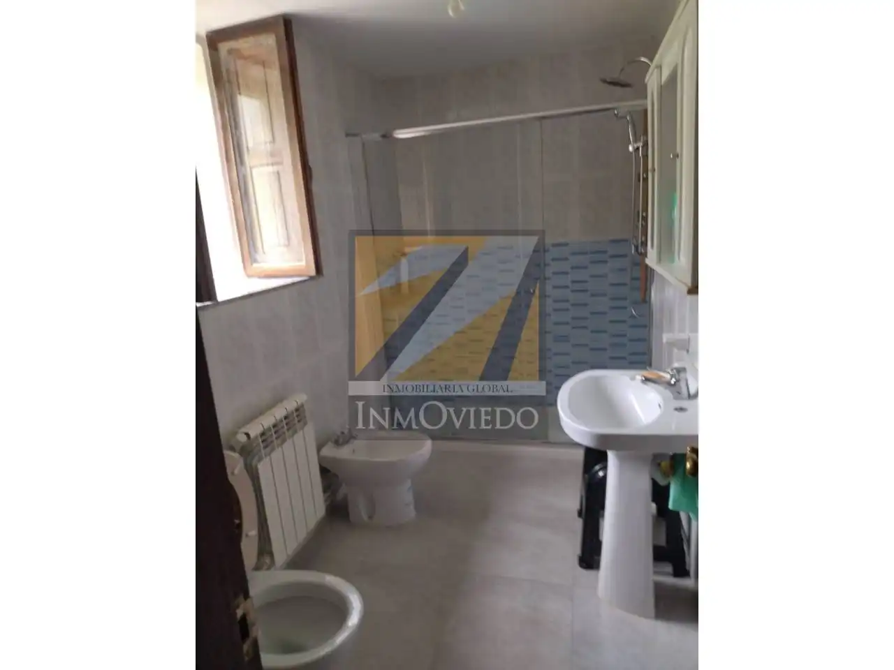 Bany de Casa o xalet en venda en Cospeito amb Calefacció, Jardí privat i Parquet