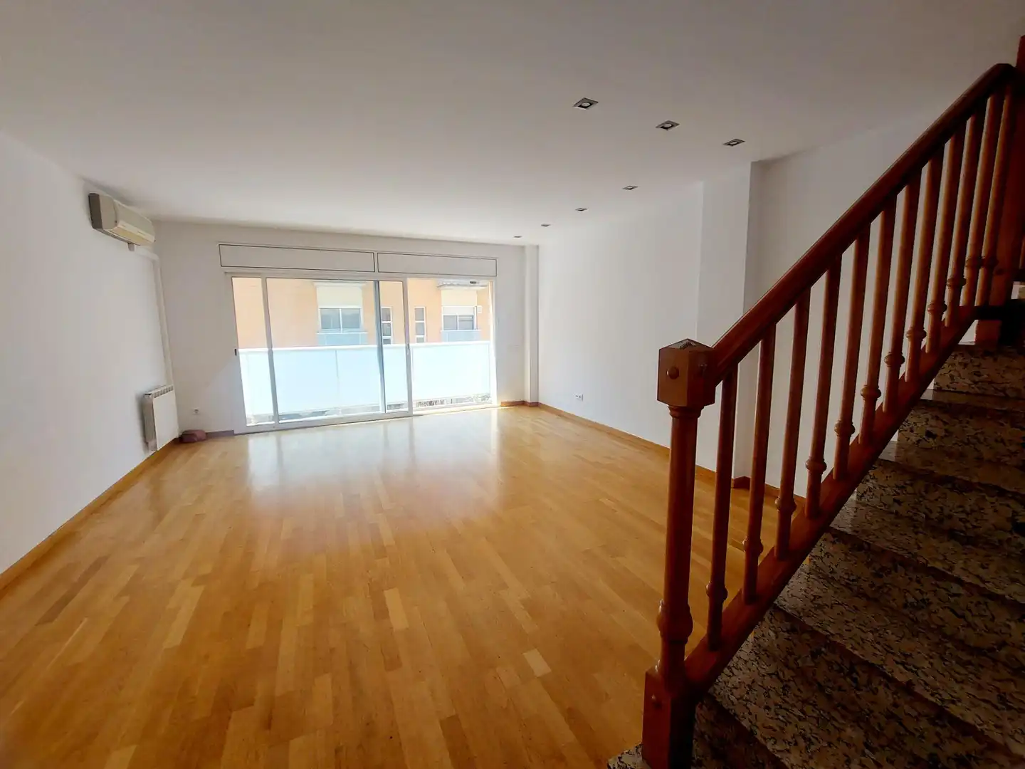 Casa amb terrassa en venda a Sant Andreu de la Barca