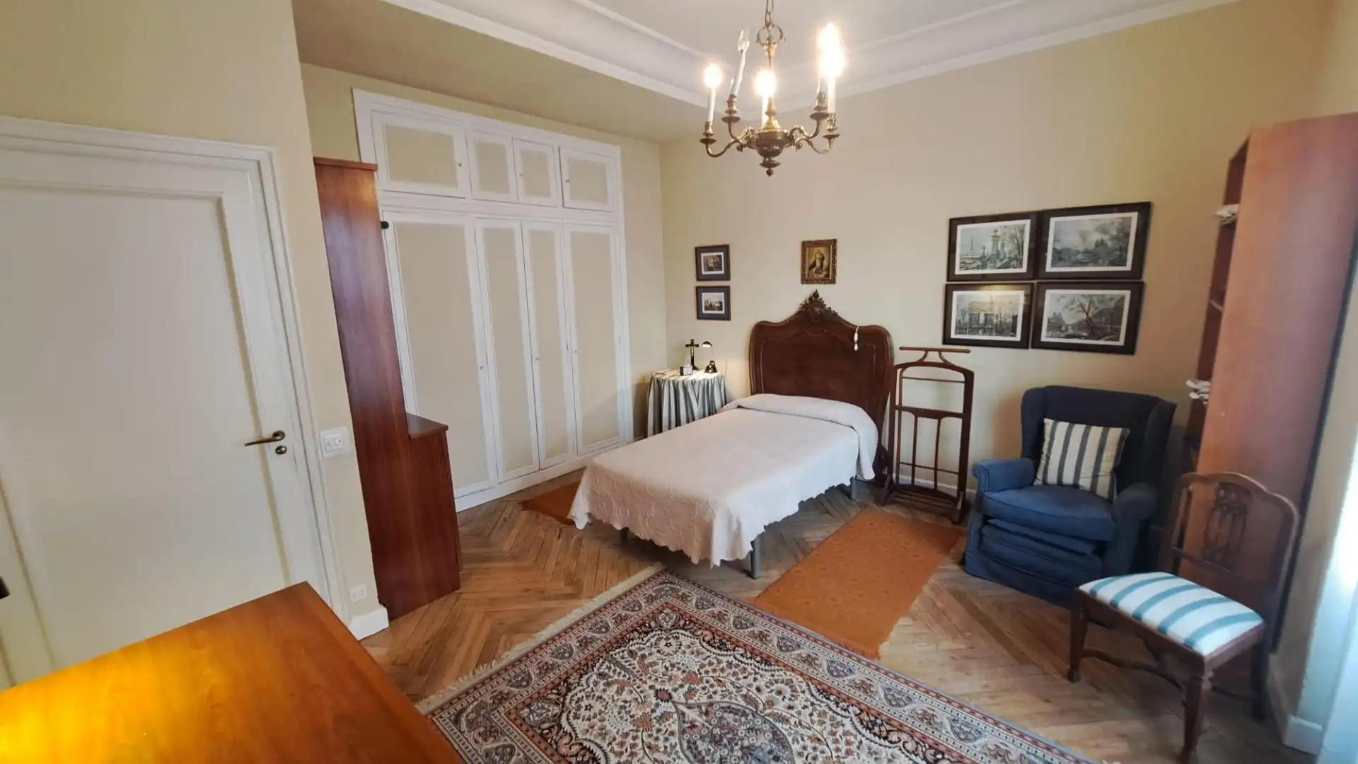 Bedroom of Flat for sale in Indautxu