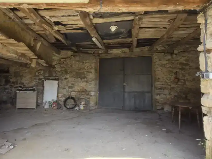 Finca rústica en venda en La Robla  amb Parquet