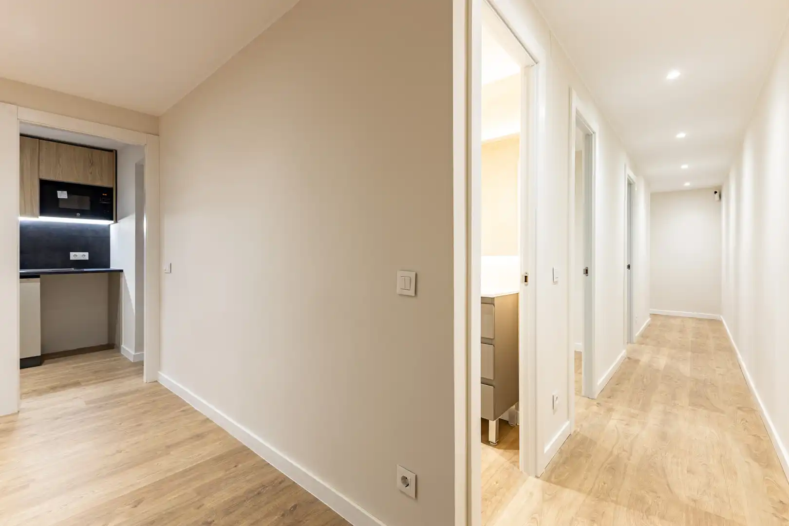 Wohnung mit Aufzug zum Verkauf in Carrer de la Conca de Tremp, imagen 20