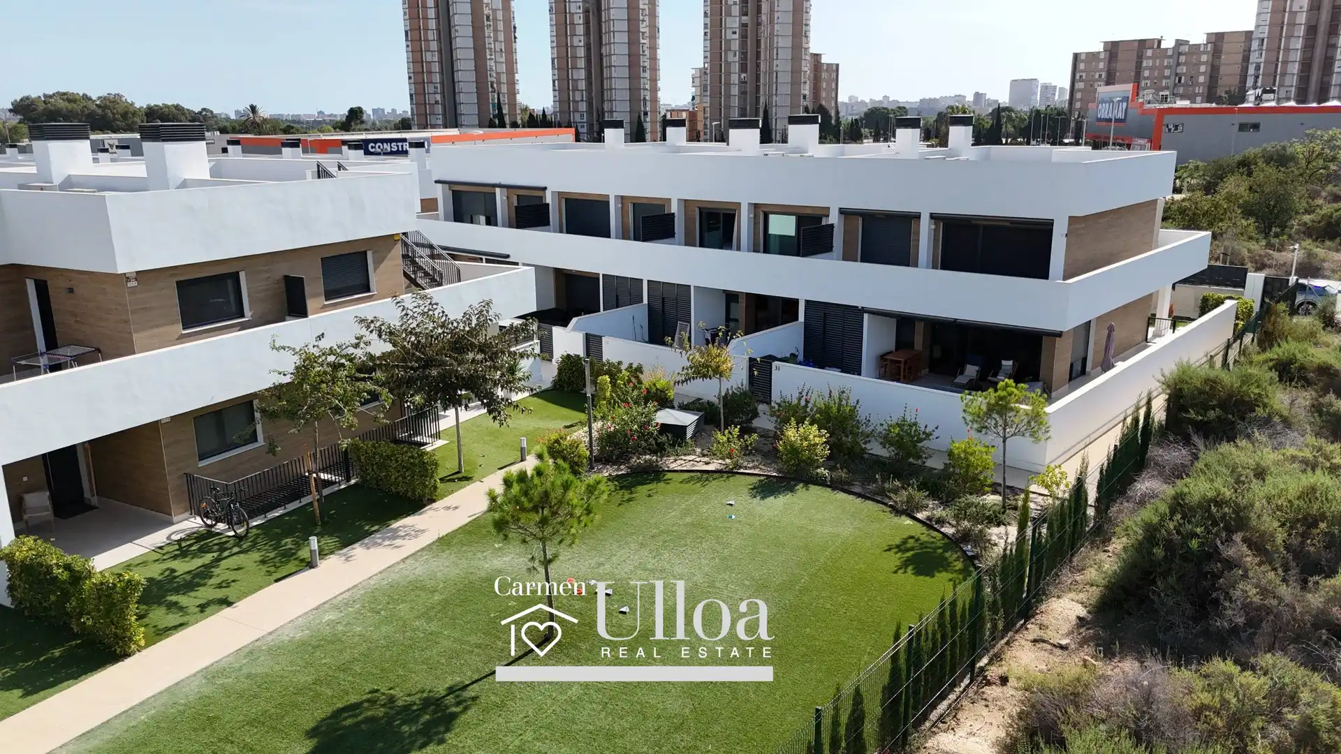 Casa a schiera con piscina in vendita a Garbinet - Vistahermosa