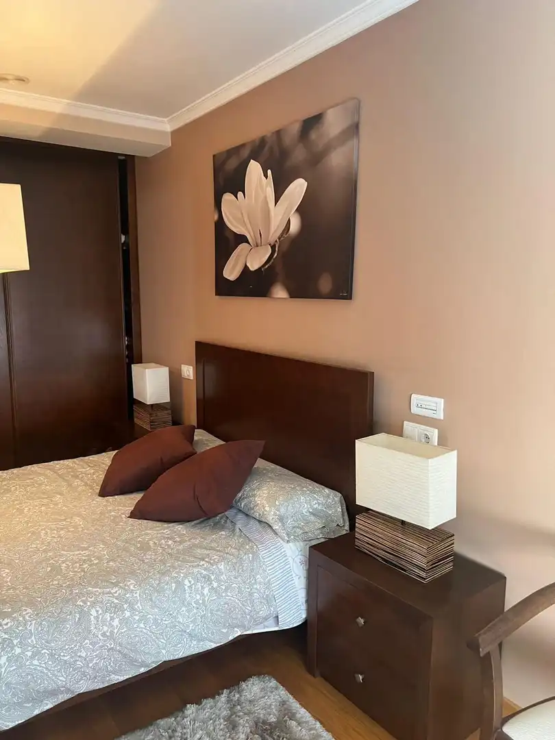Schlafzimmer von Wohnungen zur Miete in Noia mit Heizung, Möbliert und Balkon