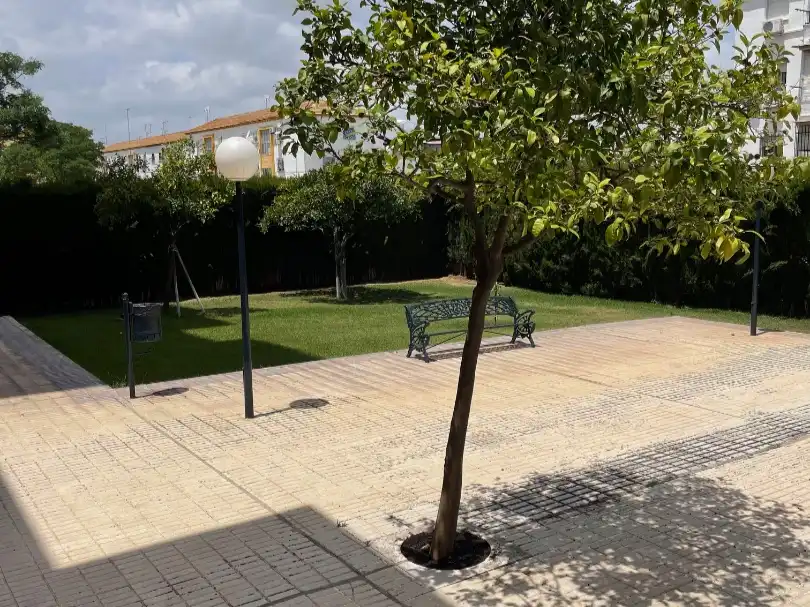 Garden of Flat for sale in  Sevilla Capital  with Air Conditioner