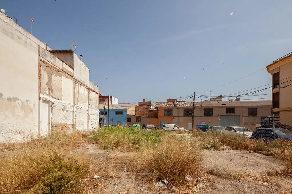Terreno residencial en venta en Carrer Velazquez 2, imagen 2