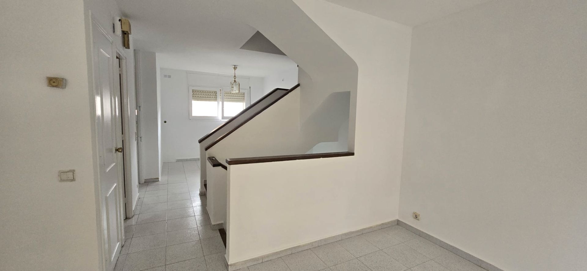 Casa adosada en venta en Manlleu con Calefacción, Jardín privado y Trastero