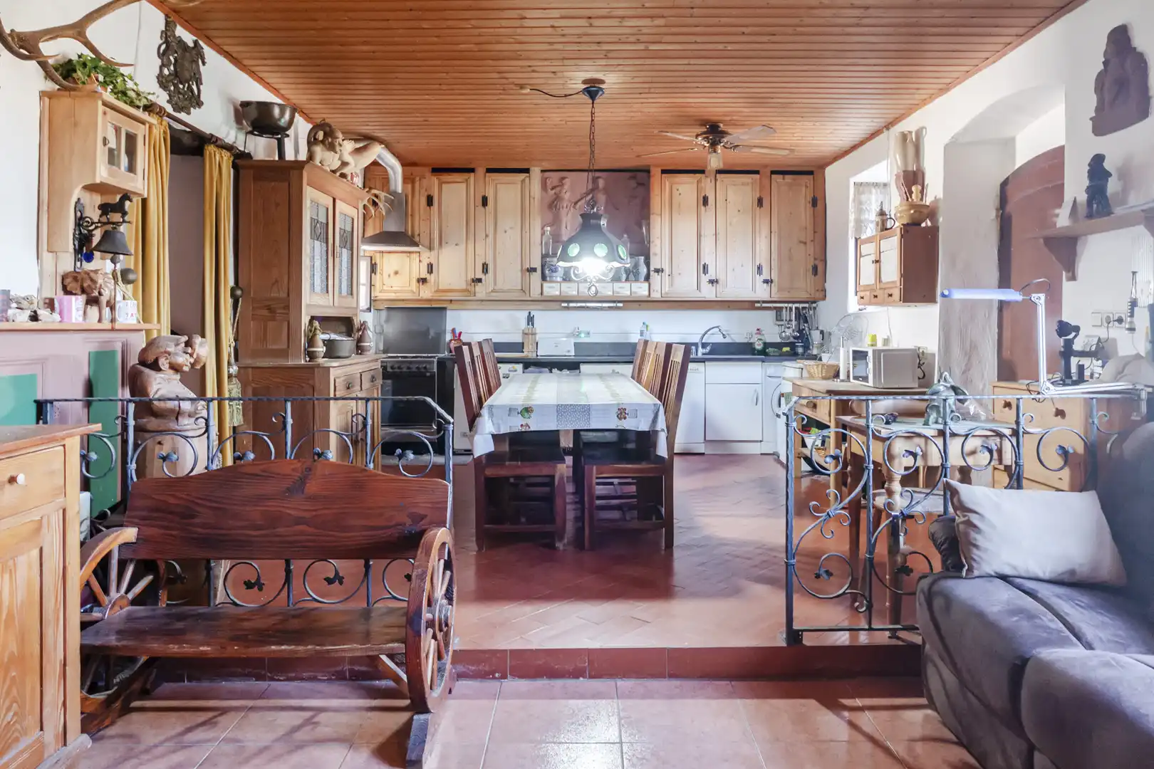 Cuina de Finca rústica en venda en Banyeres del Penedès amb Jardí privat, Parquet i Piscina