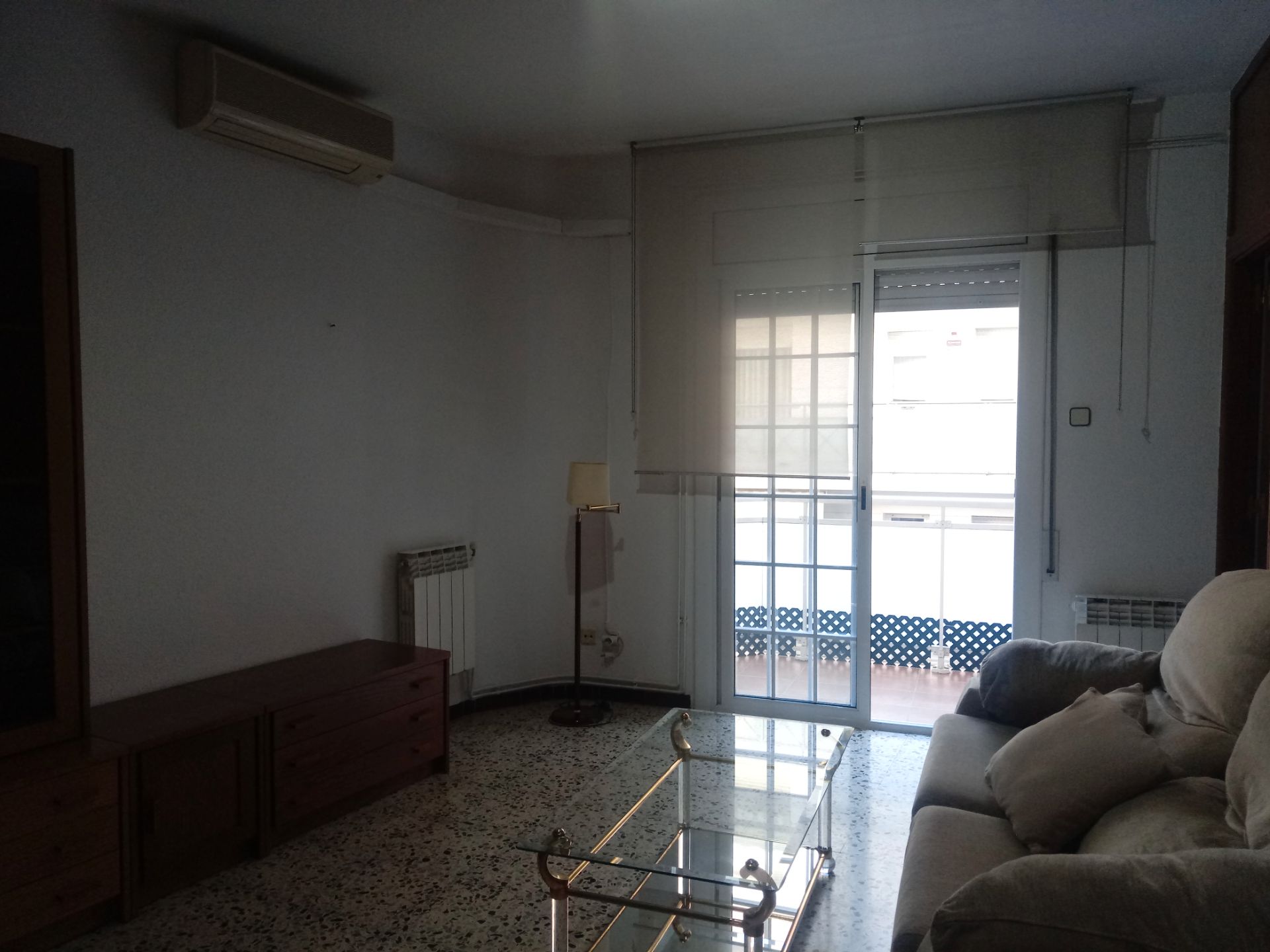 Living room of Flat for sale in Esplugues de Llobregat  with Air Conditioner, Heating and Parquet flooring