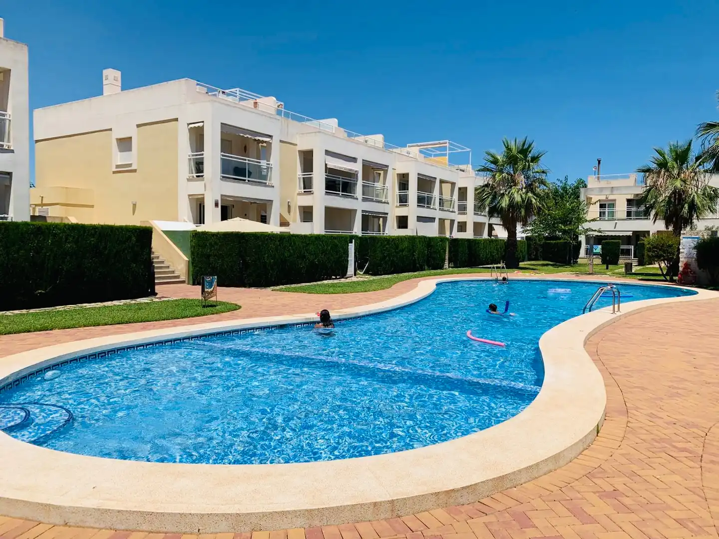 Appartement compact avec piscine à vendre à El Verger