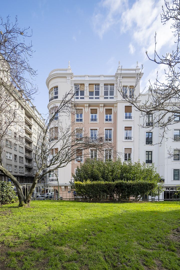 Exterior view of Flat for sale in A Coruña Capital   with Heating, Parquet flooring and Oven