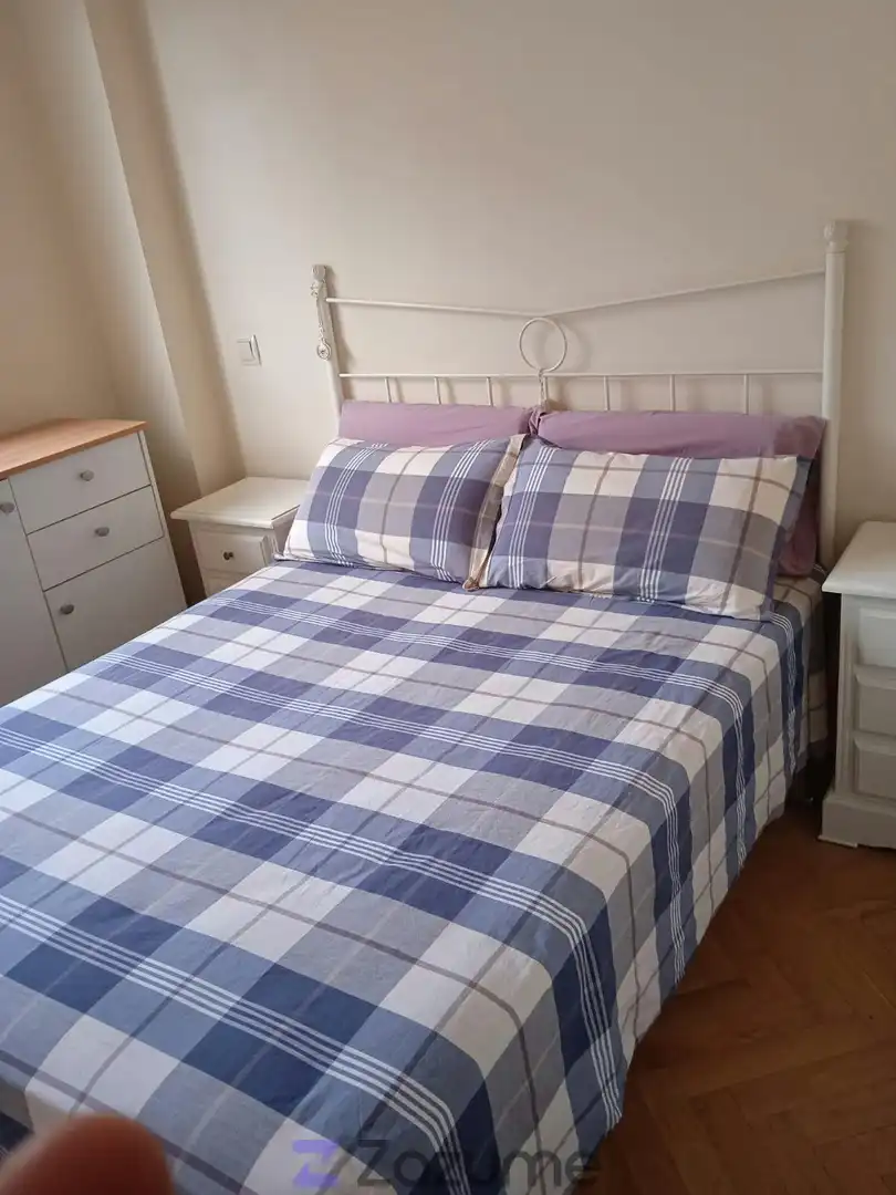 Schlafzimmer von Wohnungen zur Miete in Madrid mit Klimaanlage, Heizung und Privatgarten