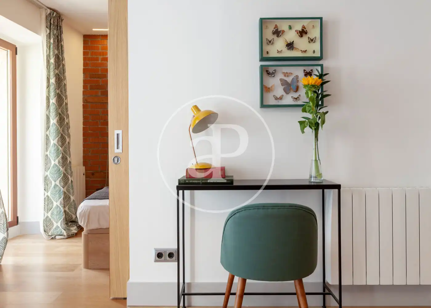 Flat for rent in Calle de Sta. María, Cortes - Huertas