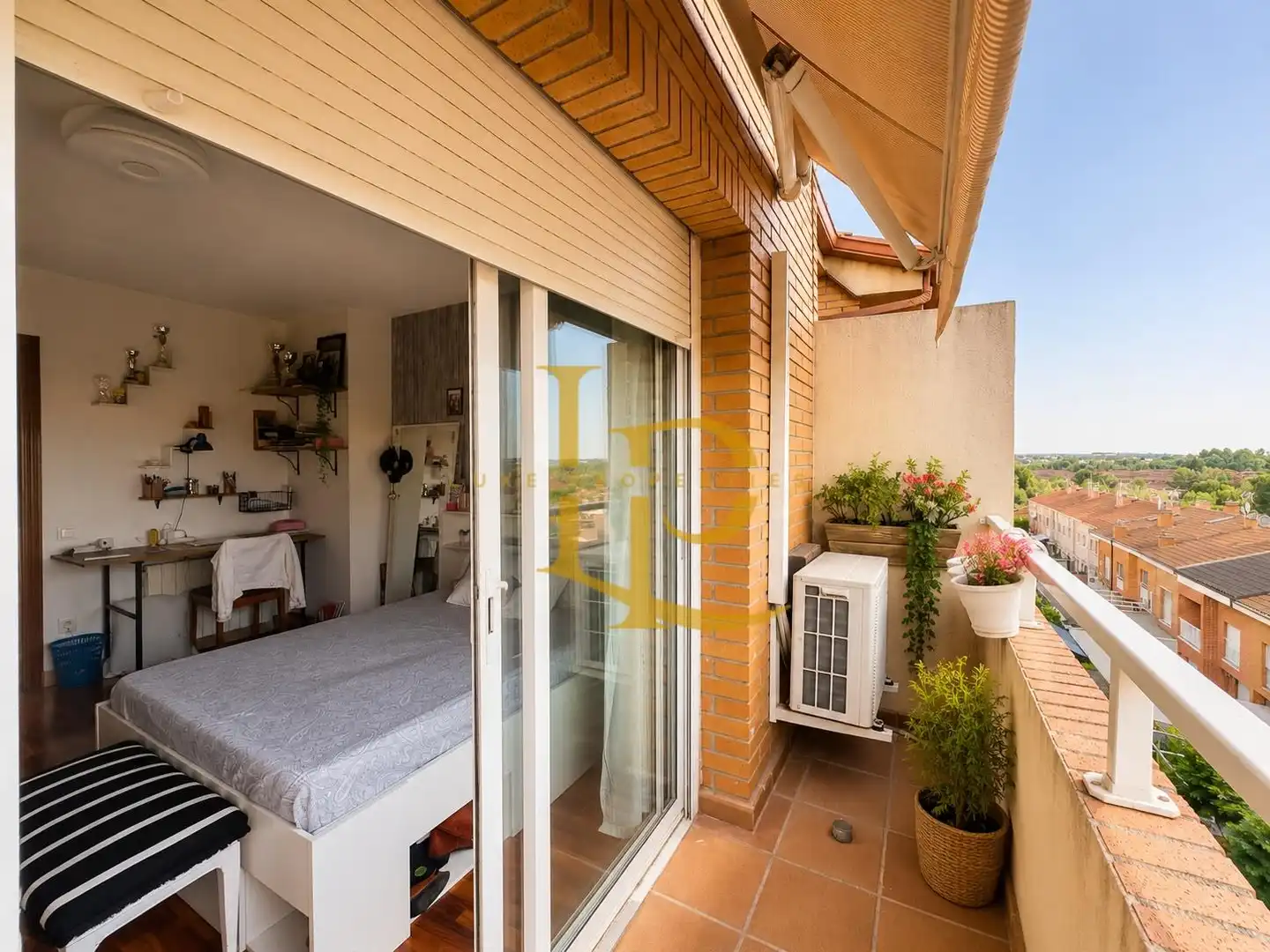 Terraza de Casa adosada en venta en Castellbisbal con Aire acondicionado, Calefacción y Jardín privado