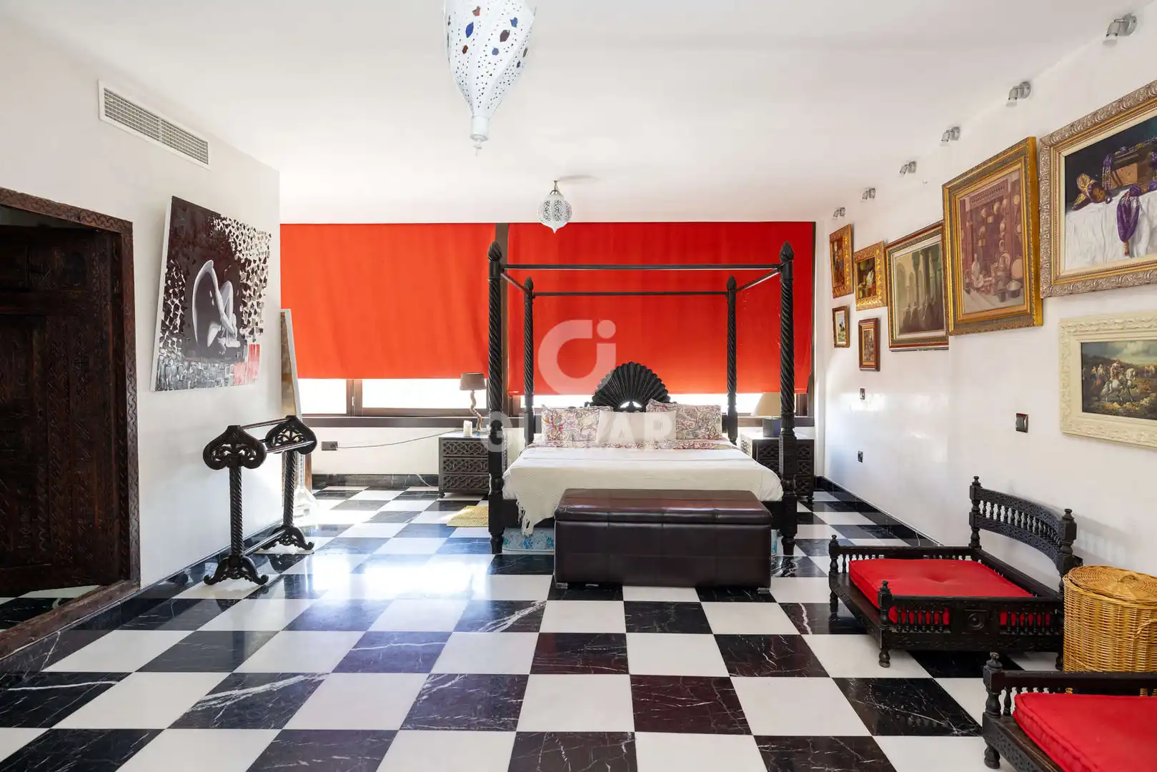 Dormitori de Casa adosada en venda en Estepona amb Calefacció i Jardí privat