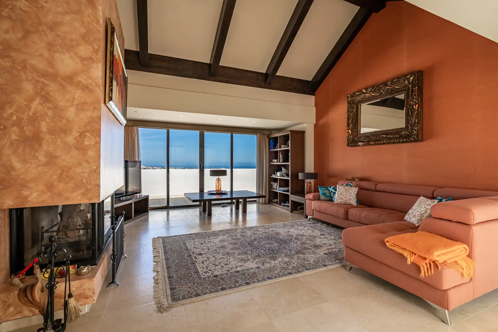 Living room of Attic for sale in Benahavís  with Air Conditioner, Terrace and Storage room