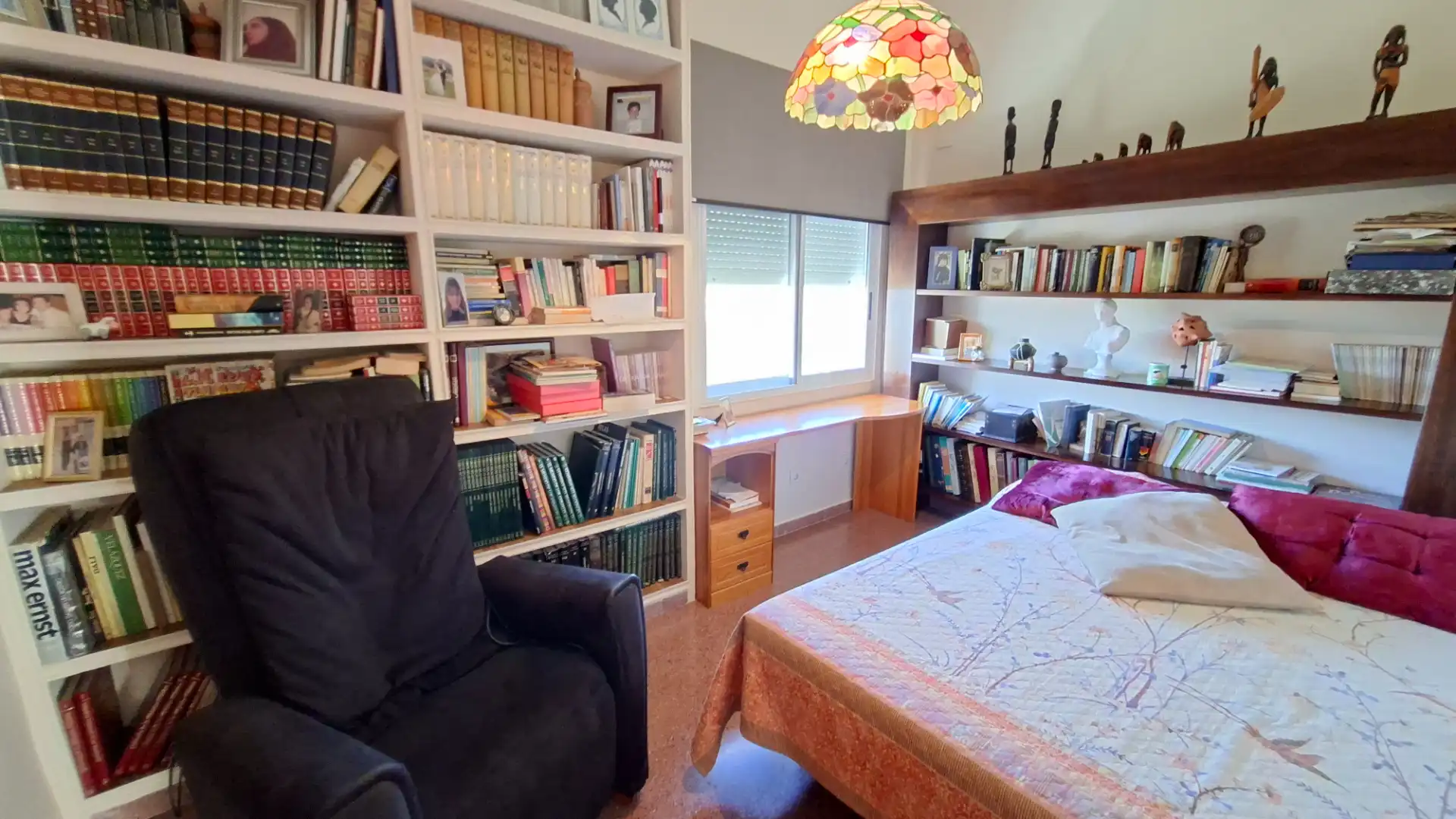Dormitori de Casa o xalet en venda en Alicante / Alacant amb Aire condicionat, Calefacció i Jardí privat