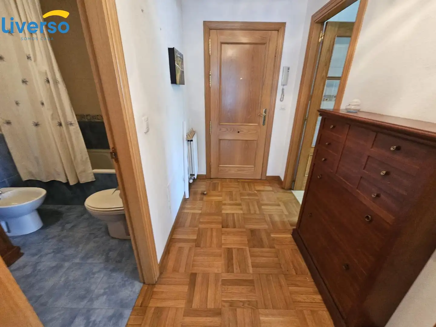 Piso de alquiler en Burgos con Calefacción, Terraza y Amueblado
