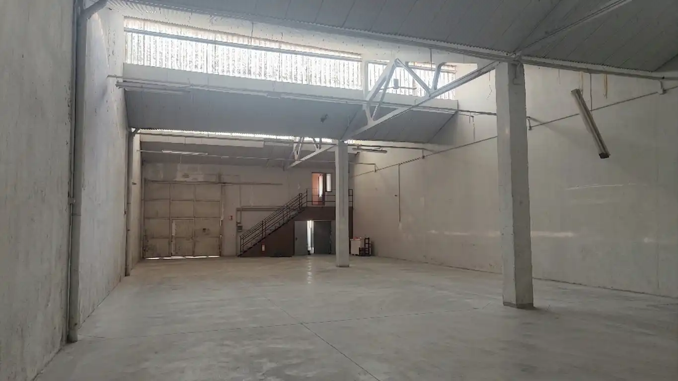 Nave industrielle à louer à Polígono Pignatelli 27D, imagen 3