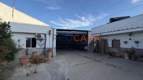 Foto 4 de Casa o xalet en venda a Mariquilla Terremoto, Pedanías Sur, Utrera