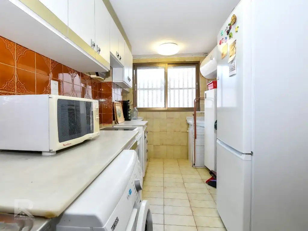 Apartment with lift for sale in Paseo Maritim Neptu 95, imagen 8