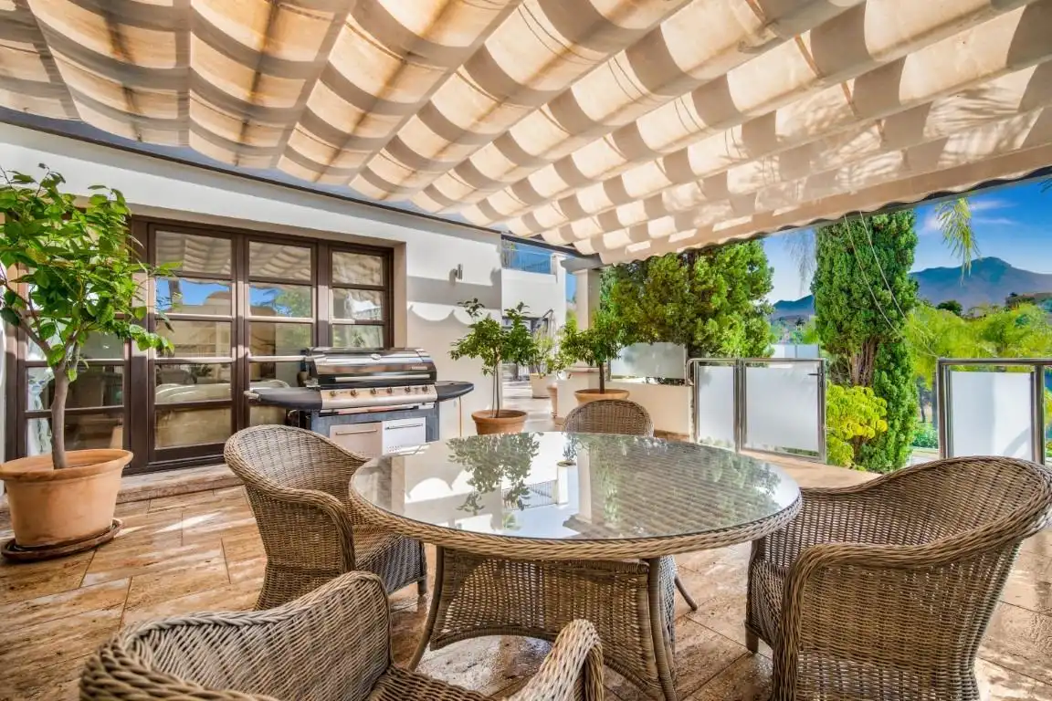 Chalet con piscina en venta en La Quinta, imagen 34