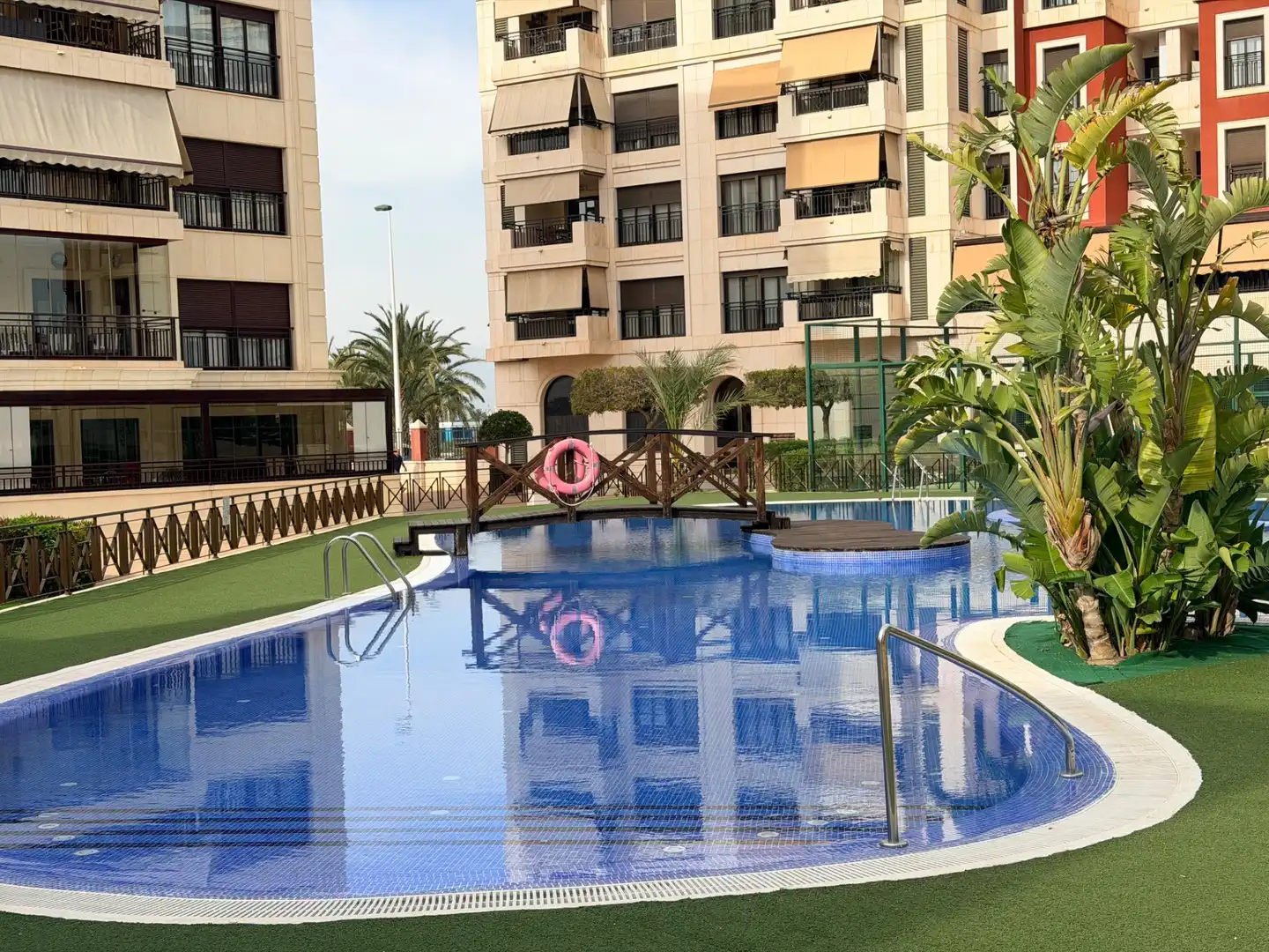 Swimming pool of Flat for sale in Elche / Elx  with Air Conditioner, Heating and Private garden