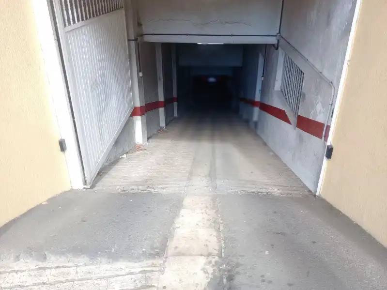 Parkplatz von Garage zum Verkauf in Los Realejos