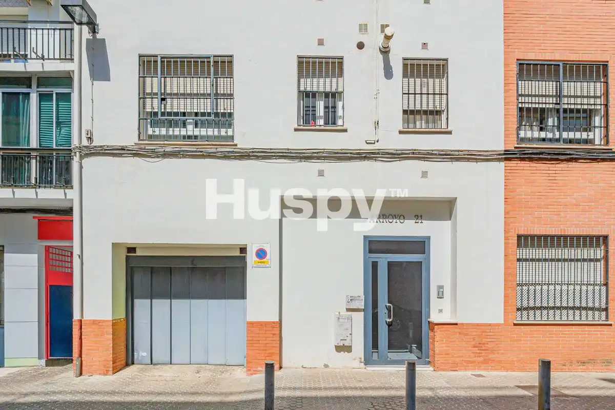 Vista exterior de Pis en venda en Sevilla amb Aire condicionat, Calefacció i Moblat