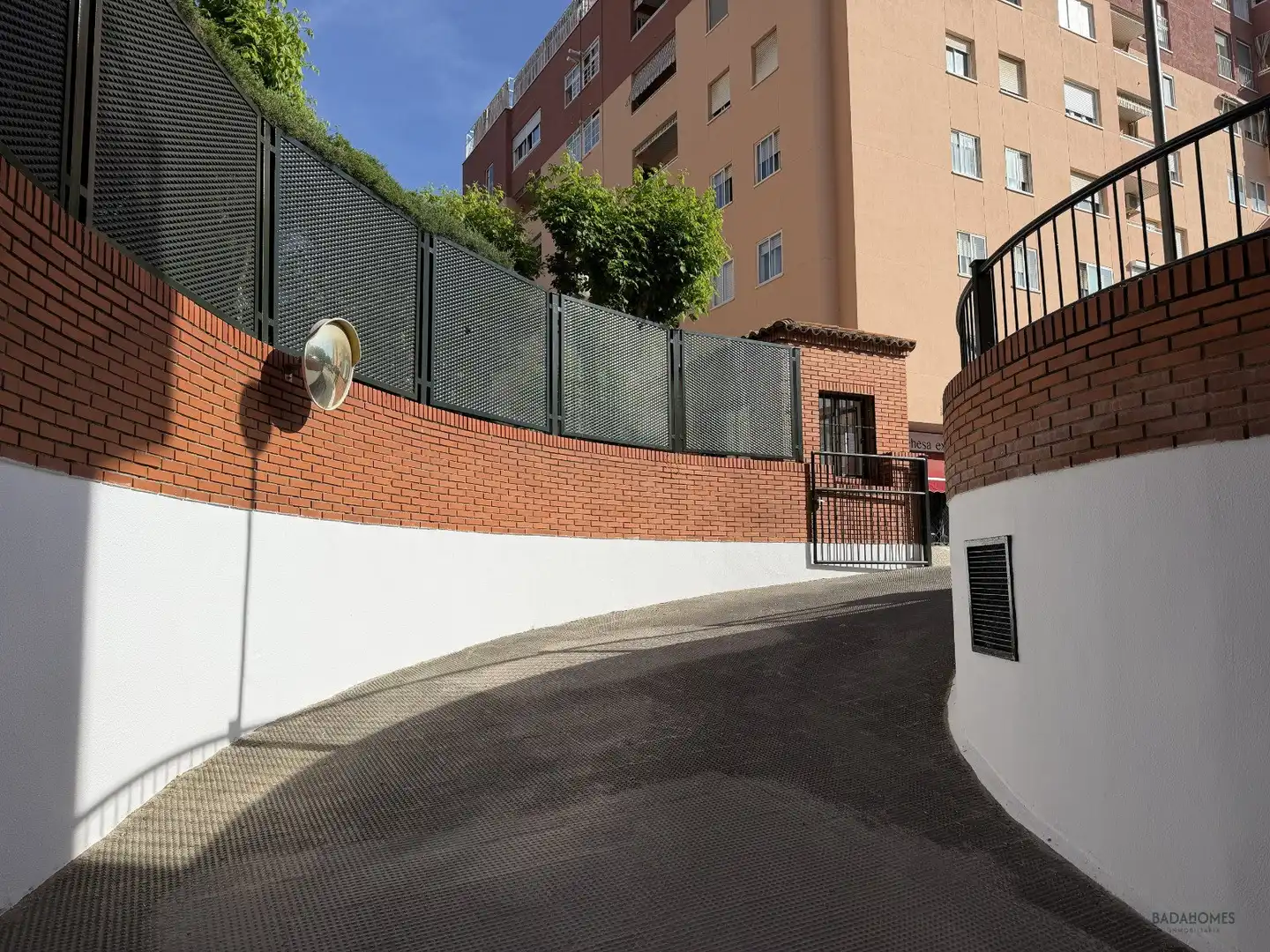Aparcament amb ascensor de lloguer a Valdepasillas - La Paz - Huerta Rosales, imagen 8