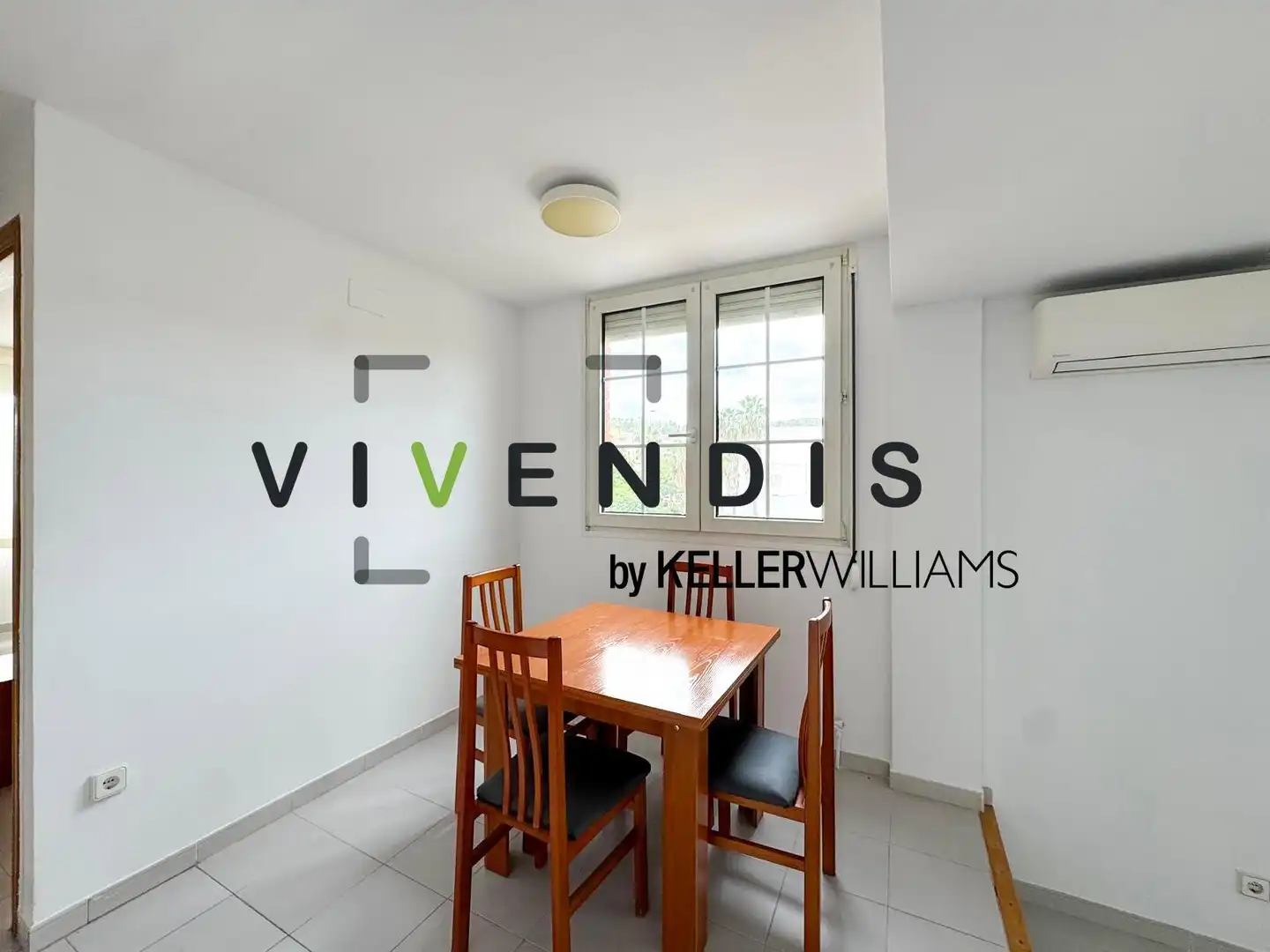 Cocina de Piso en venta en Sant Andreu de la Barca con Aire acondicionado