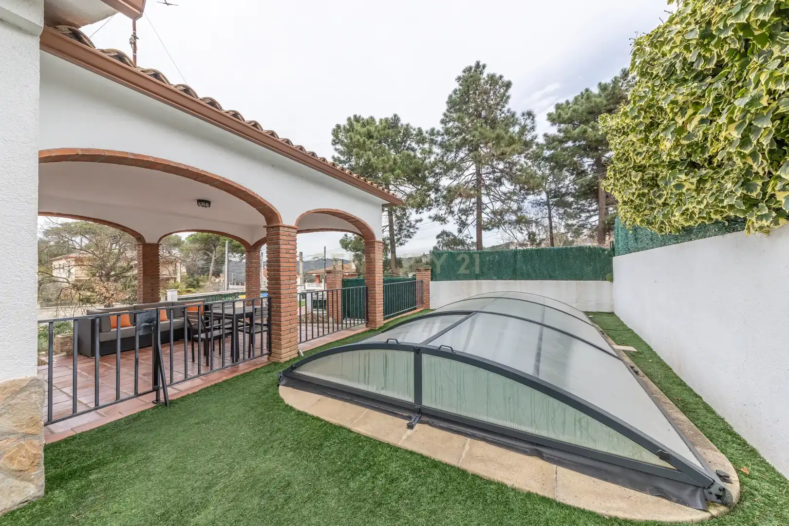 Terrassa de Casa o xalet en venda en Tordera amb Jardí privat, Piscina i Alarma