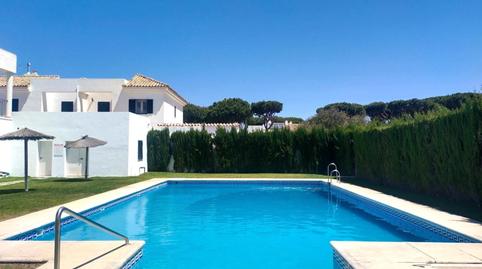 Foto 2 de Casa adosada en venda a Las Lagunas - Campano, Chiclana de la Frontera