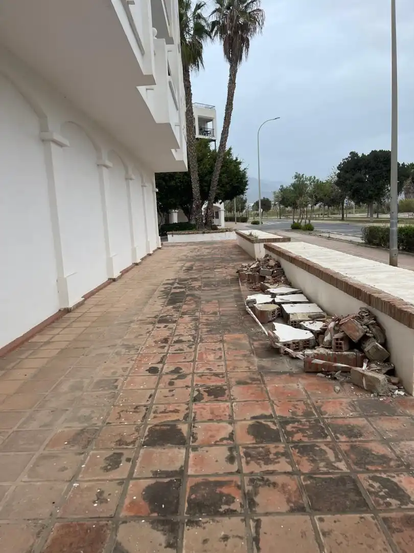 Local comercial en venda a AVENIDA ANDALUCIA 1, imagen 2