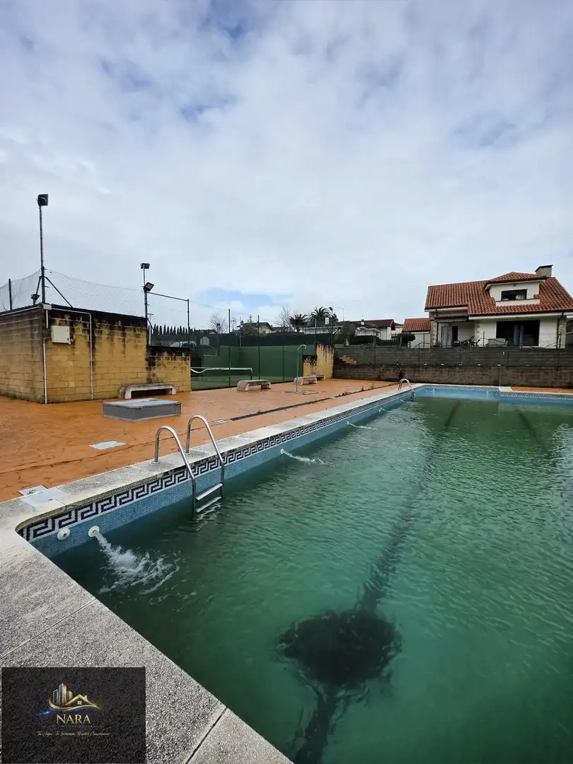 Swimming pool of Houses for sale in Meruelo  with Air Conditioner, Private garden and Terrace