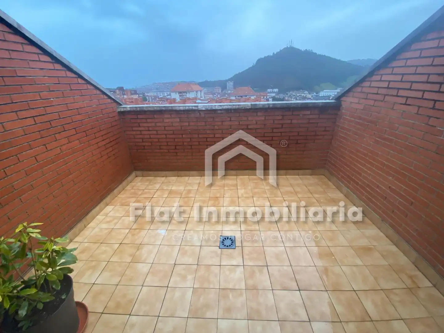 Terrace of Houses for rent in Castro-Urdiales  with Heating, Private garden and Parquet flooring