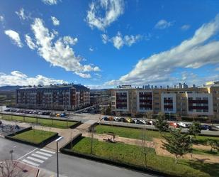 Vista exterior de Pis en venda en  Logroño amb Aire condicionat, Calefacció i Parquet